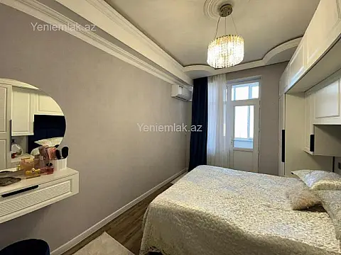 Satılır 2 otaqlı yeni tikili 70 m²
