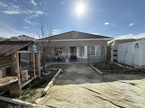 Satılır 4 otaqlı həyət evi 160 m²