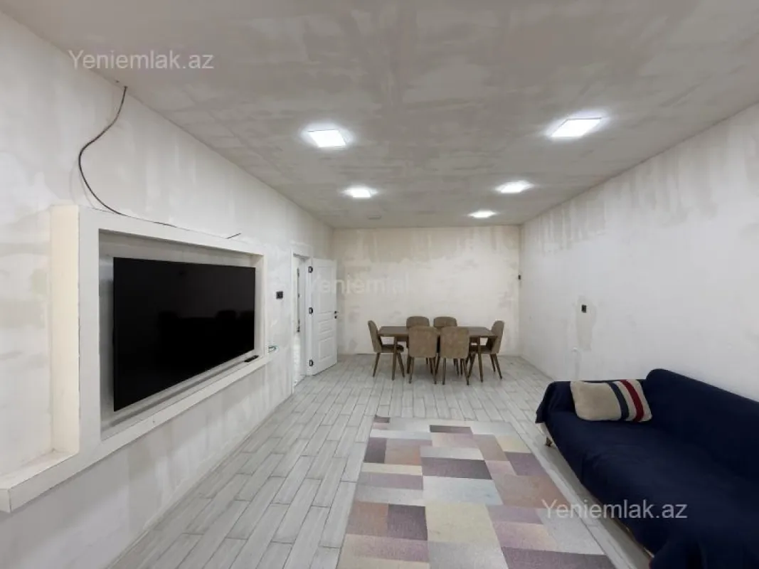 Satılır 4 otaqlı həyət evi 160 m²