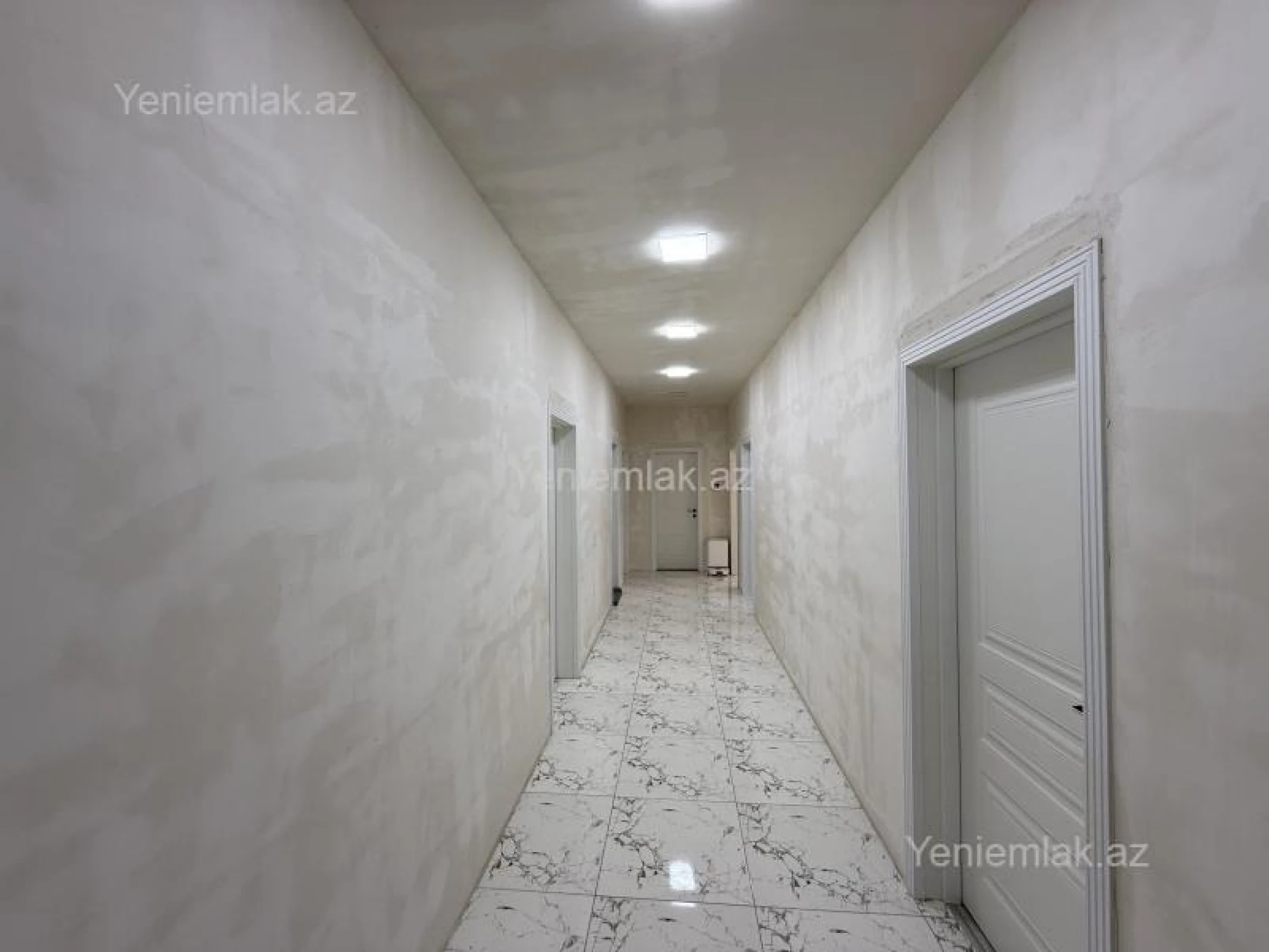 Satılır 4 otaqlı həyət evi 160 m²