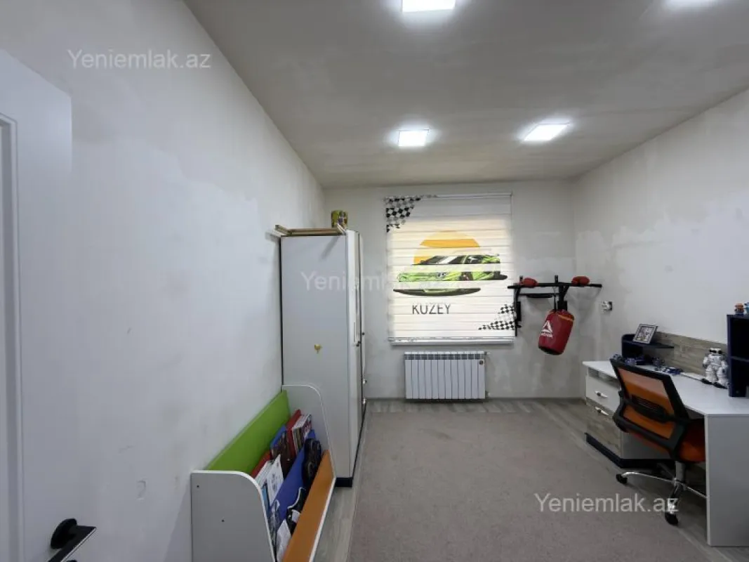 Satılır 4 otaqlı həyət evi 160 m²