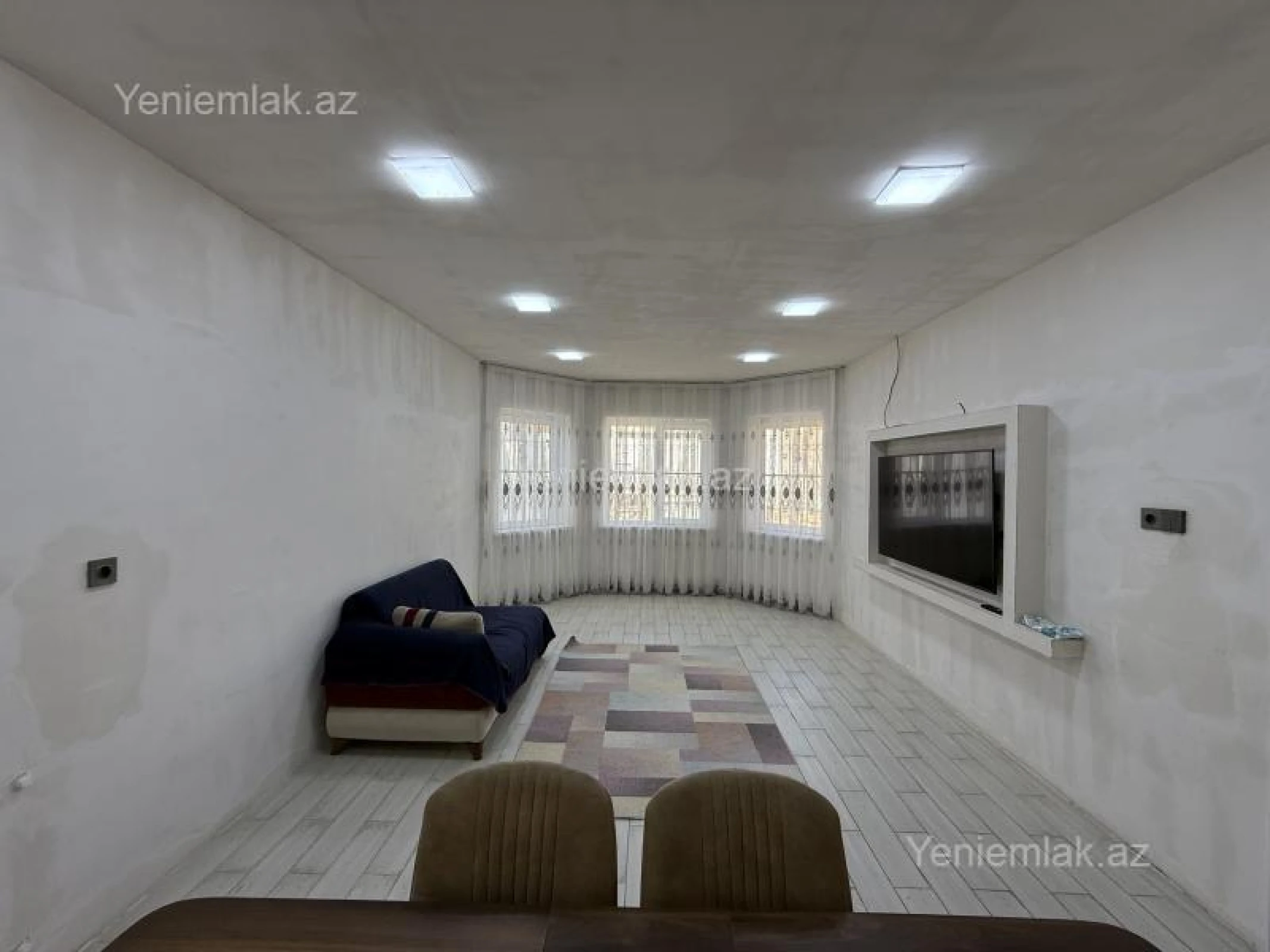 Satılır 4 otaqlı həyət evi 160 m²