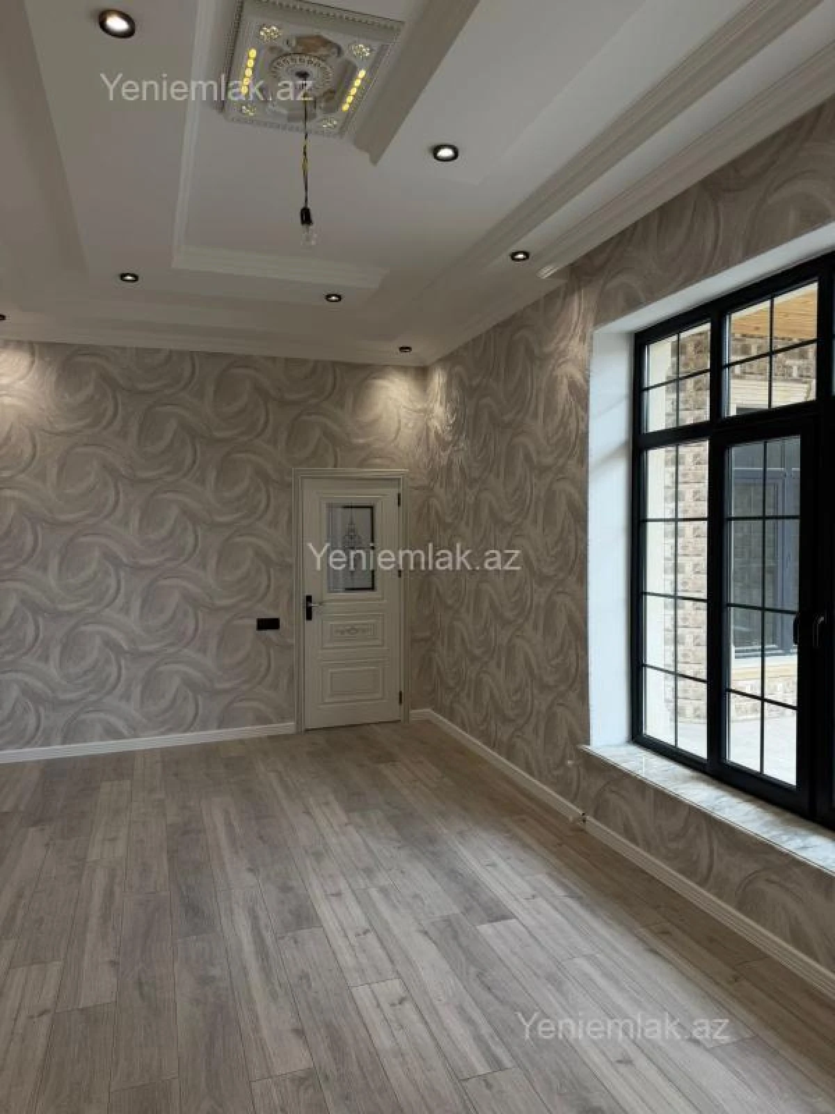 Satılır 7 otaqlı həyət evi 210 m²