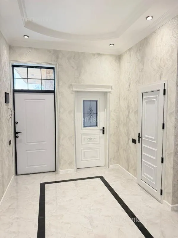 Satılır 7 otaqlı həyət evi 210 m²