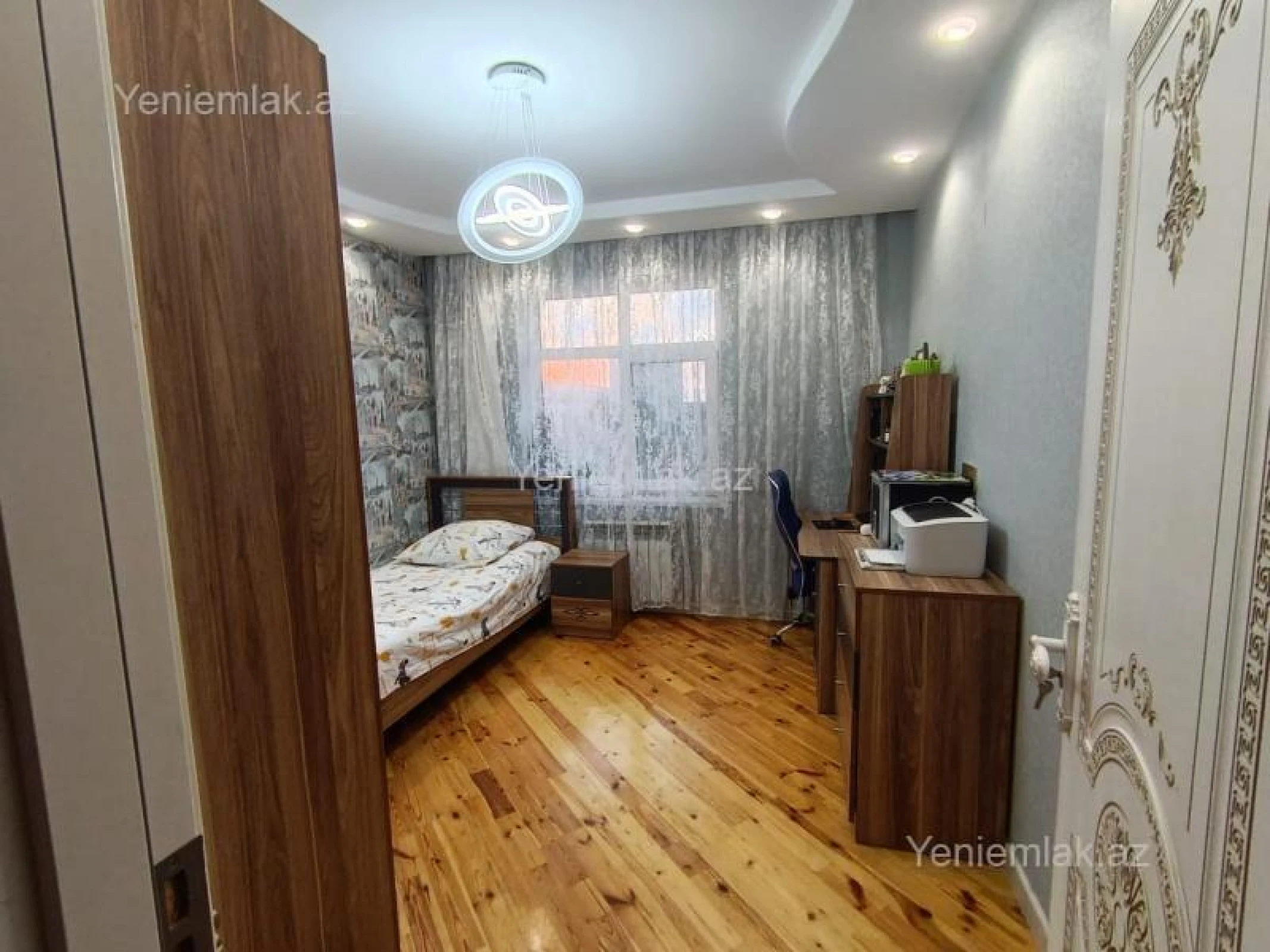 Satılır 3 otaqlı köhnə tikili 80 m²
