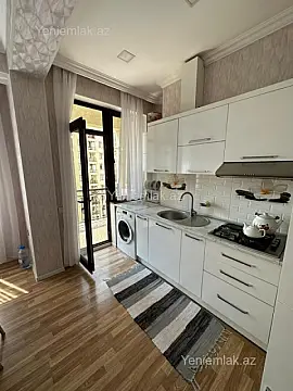 Satılır 3 otaqlı yeni tikili 80 m²