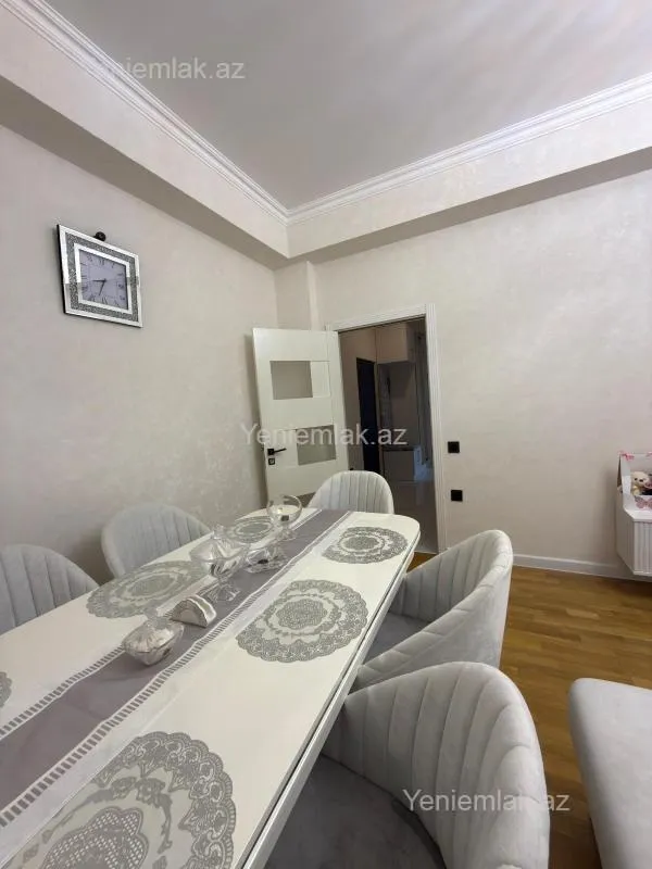 Satılır 2 otaqlı yeni tikili 65 m²