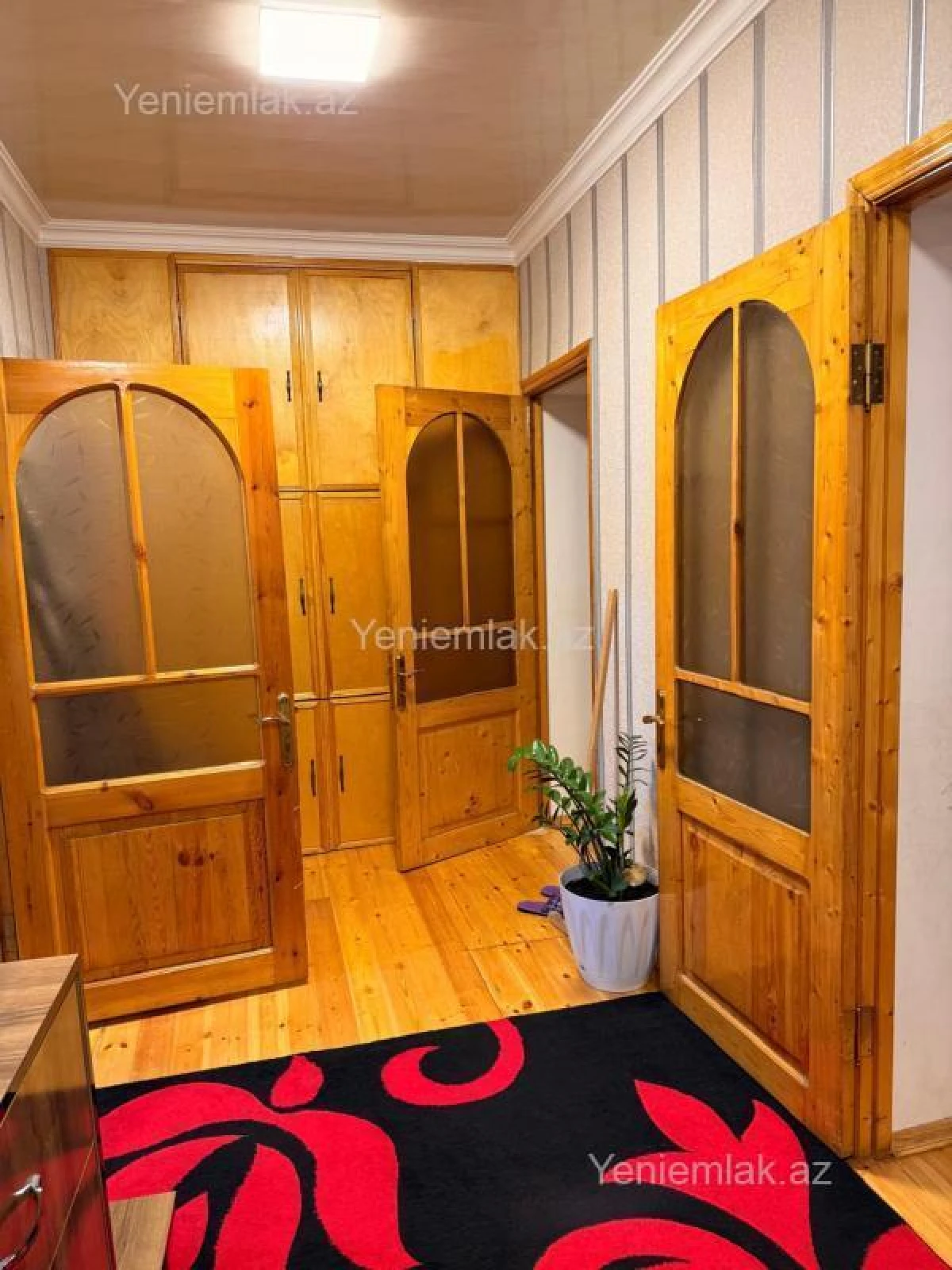 Satılır 3 otaqlı köhnə tikili 70 m²