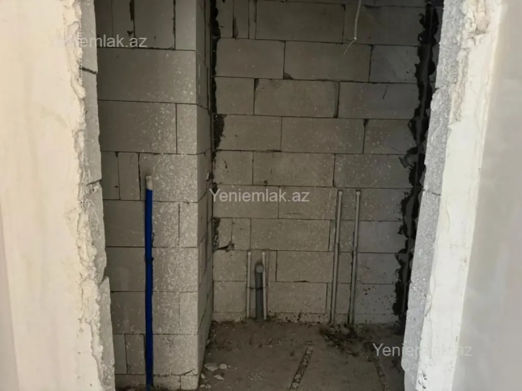 Satılır 2 otaqlı yeni tikili 108 m²