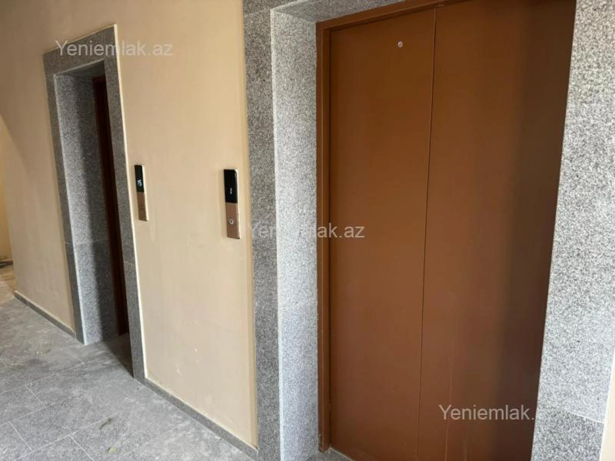 Satılır 2 otaqlı yeni tikili 108 m²