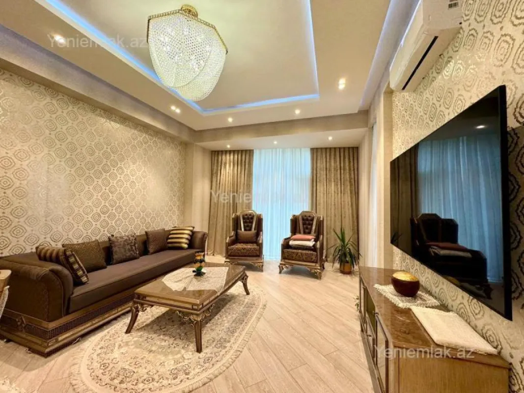 Satılır 3 otaqlı yeni tikili 140 m²