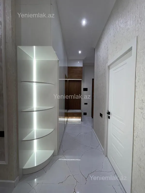 Satılır 2 otaqlı yeni tikili 55 m²