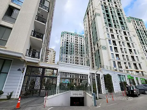 Satılır 2 otaqlı yeni tikili 93 m²