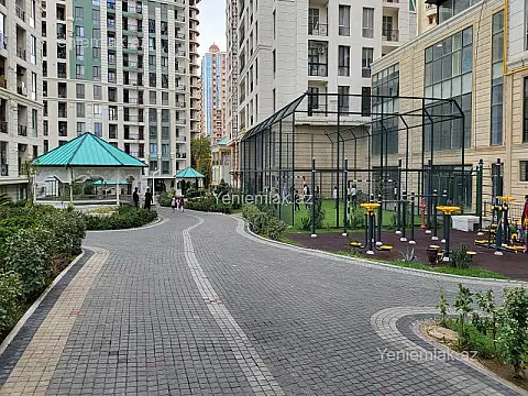 Satılır 2 otaqlı yeni tikili 93 m²