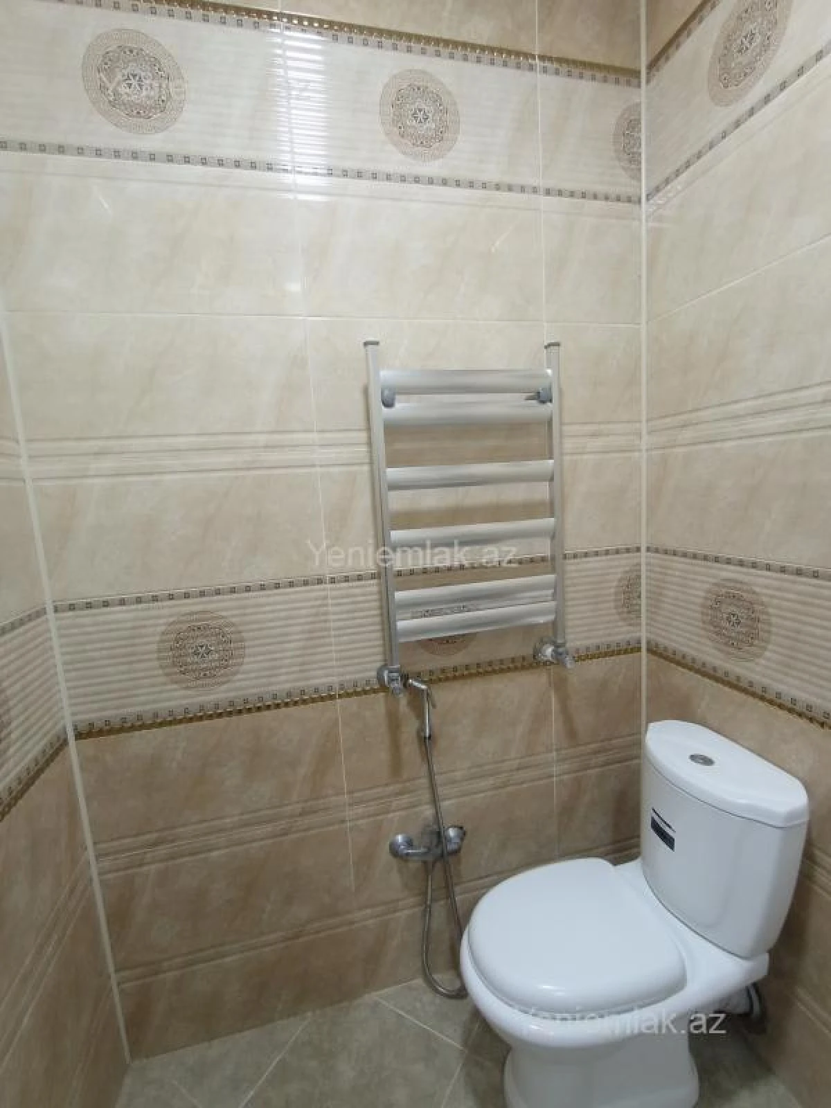 Satılır 4 otaqlı həyət evi 140 m²