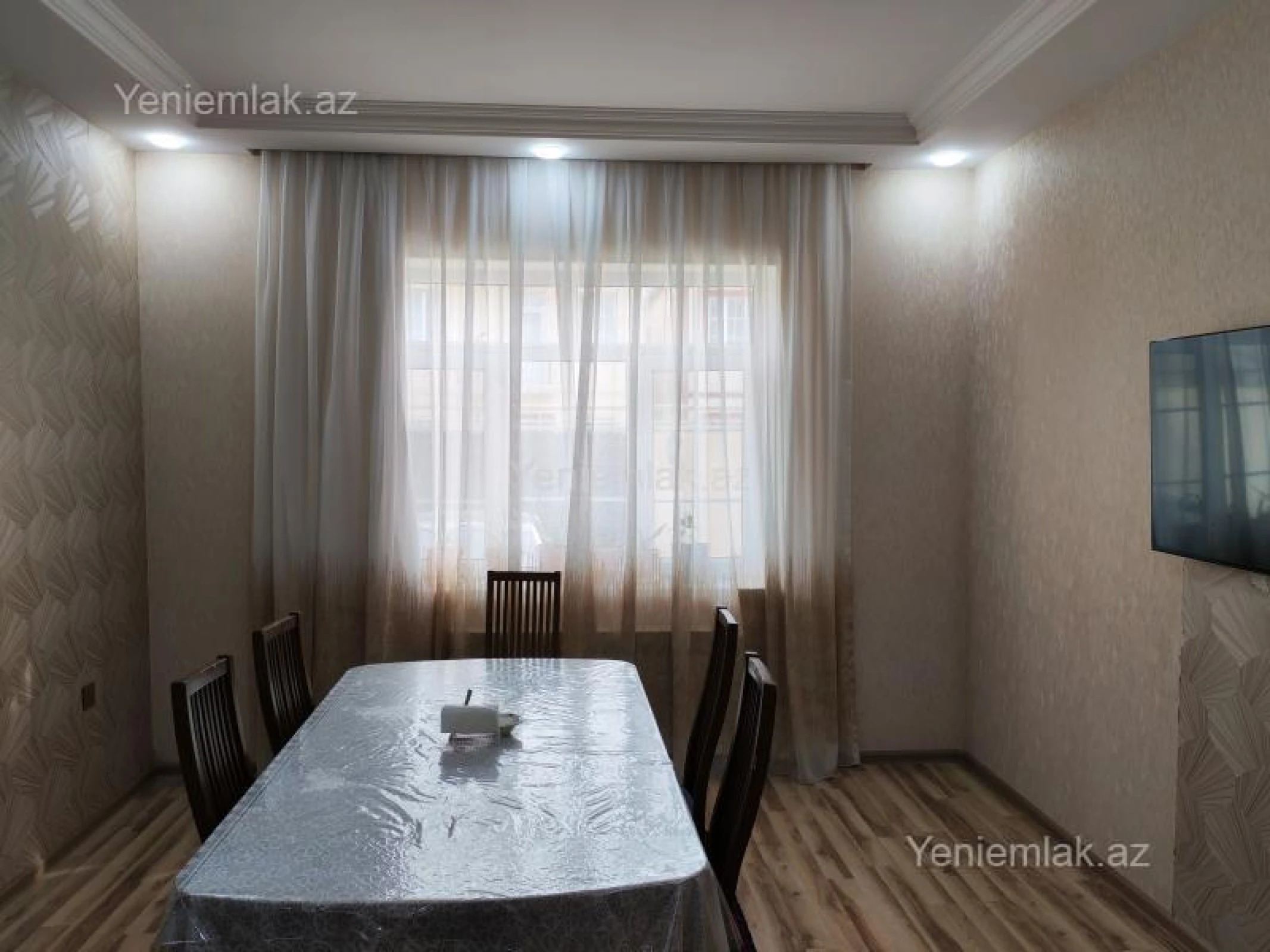Satılır 4 otaqlı həyət evi 140 m²