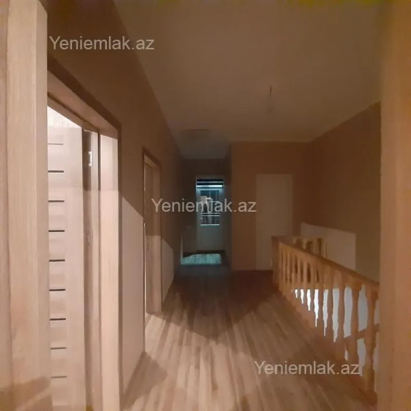 Satılır 4 otaqlı həyət evi 140 m²