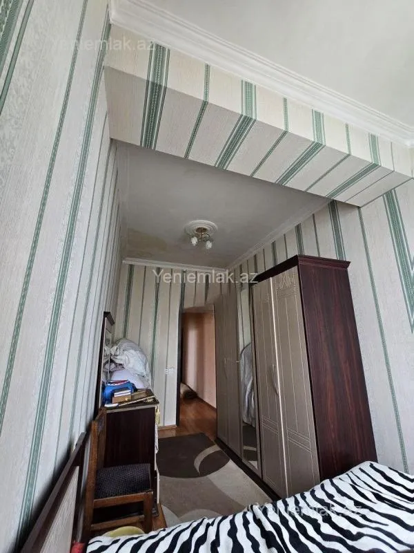 Satılır 3 otaqlı yeni tikili 100 m²