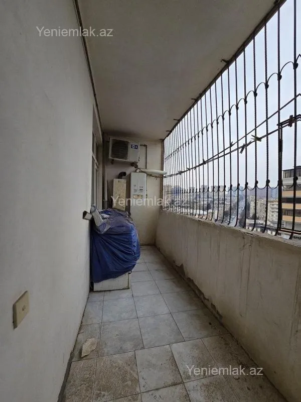 Satılır 3 otaqlı yeni tikili 100 m²