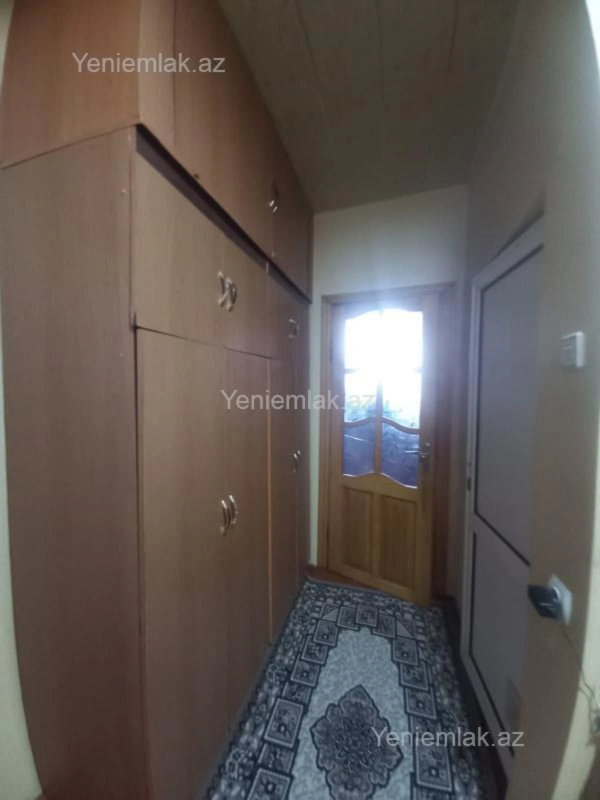 Satılır 1 otaqlı köhnə tikili 37 m²