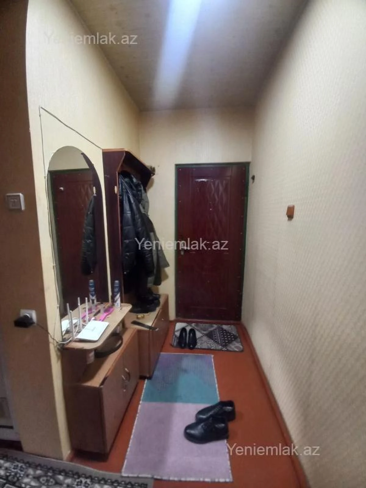 Satılır 1 otaqlı köhnə tikili 37 m²