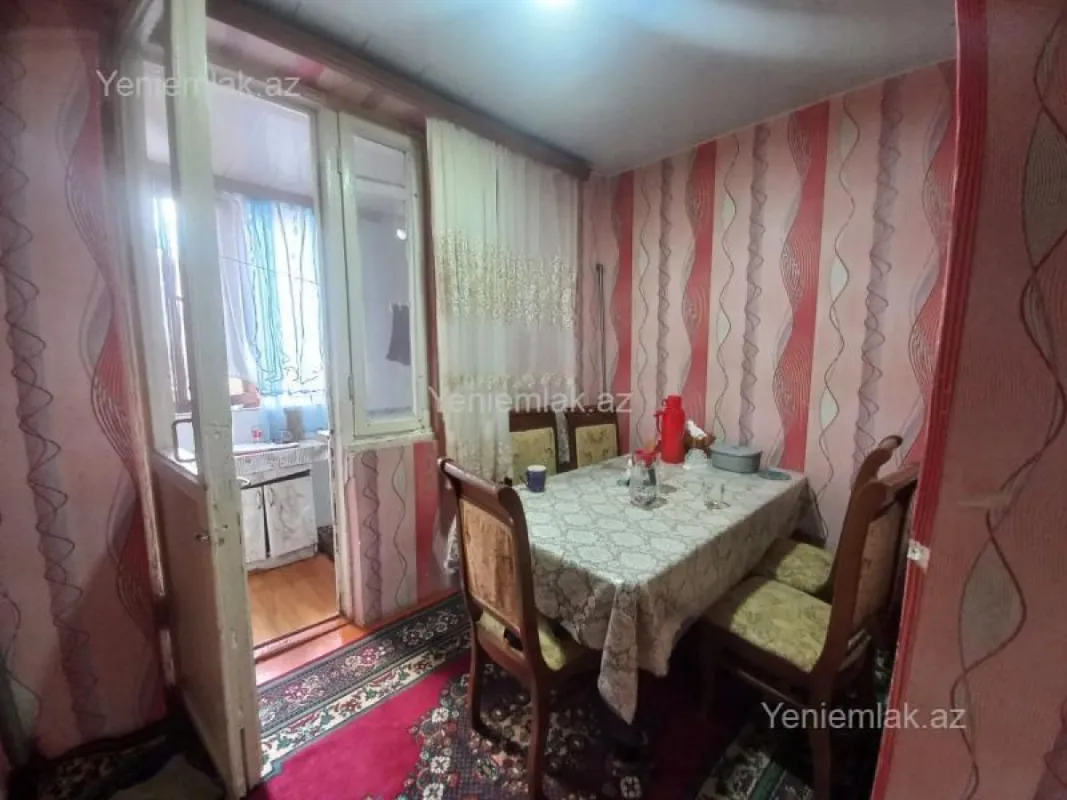 Satılır 1 otaqlı köhnə tikili 37 m²