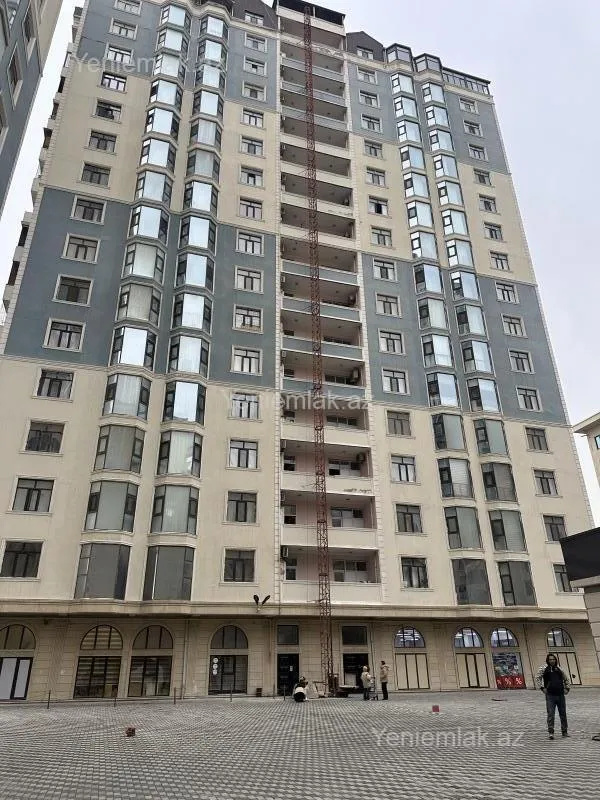 Satılır 2 otaqlı yeni tikili 87.5 m²