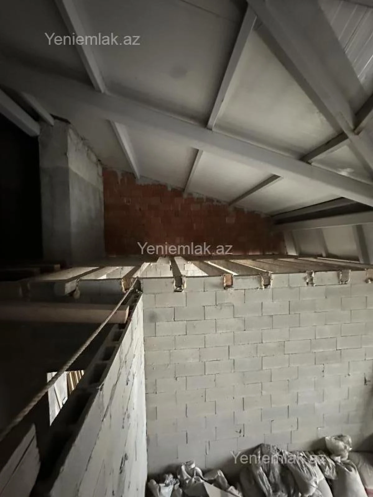 Satılır 2 otaqlı yeni tikili 87.5 m²