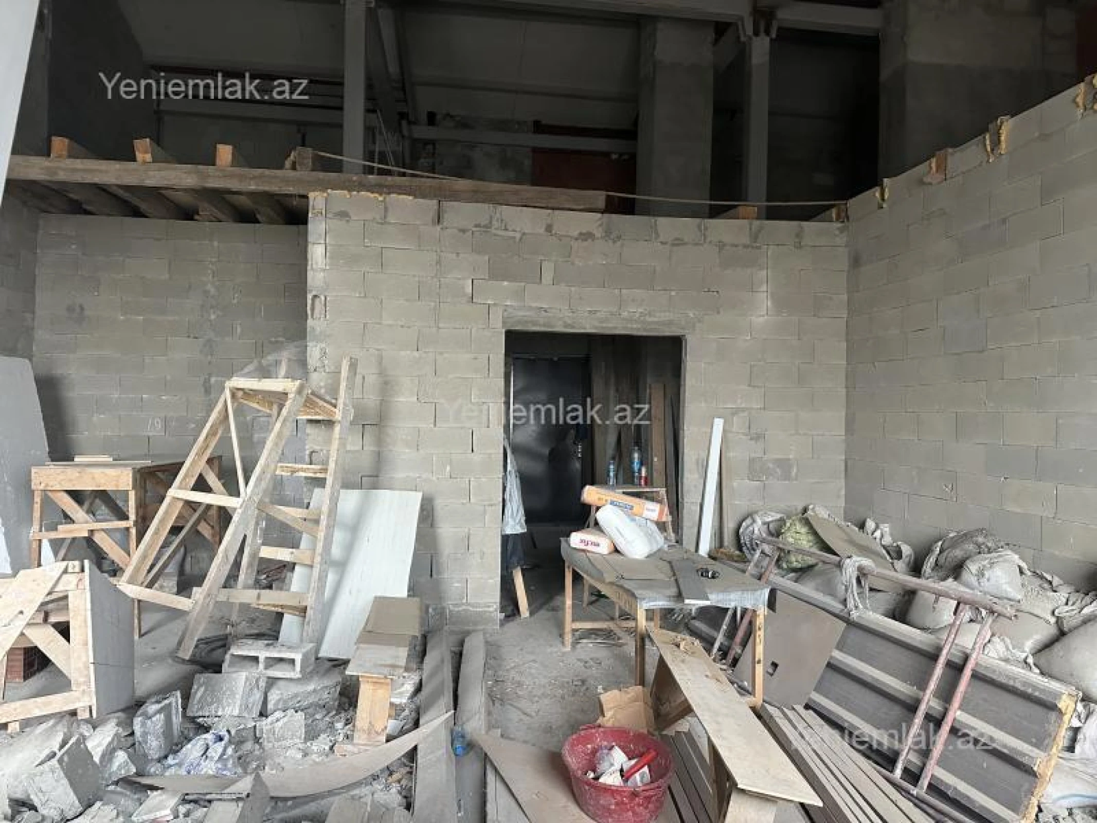 Satılır 2 otaqlı yeni tikili 87.5 m²