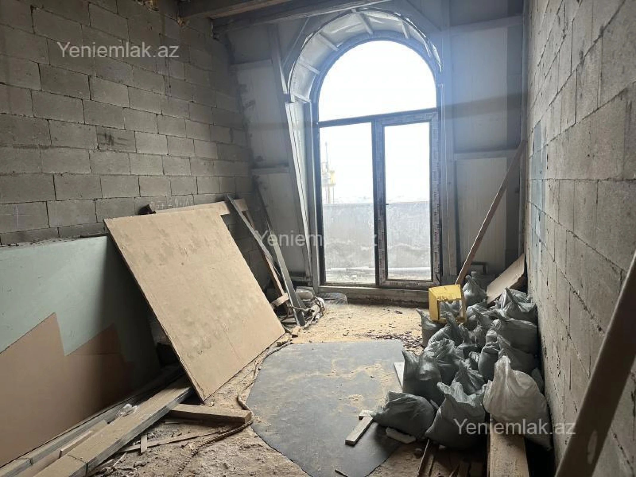 Satılır 2 otaqlı yeni tikili 87.5 m²