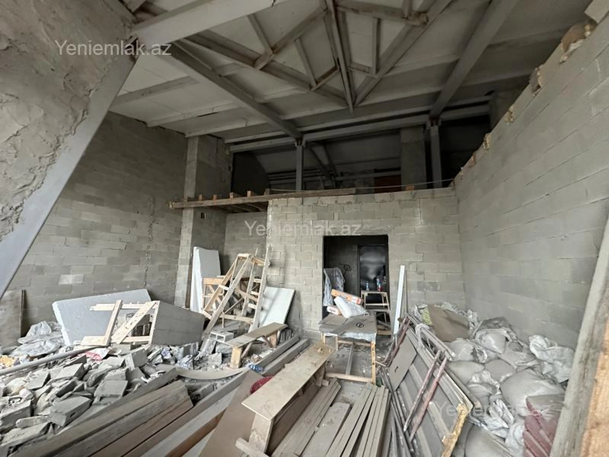 Satılır 2 otaqlı yeni tikili 87.5 m²