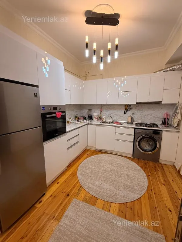 Satılır 2 otaqlı yeni tikili 85 m²