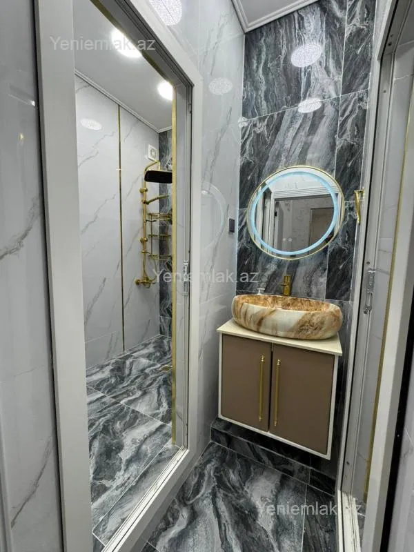 Satılır 3 otaqlı köhnə tikili 70 m²