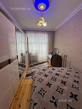 Satılır 3 otaqlı yeni tikili 70 m²