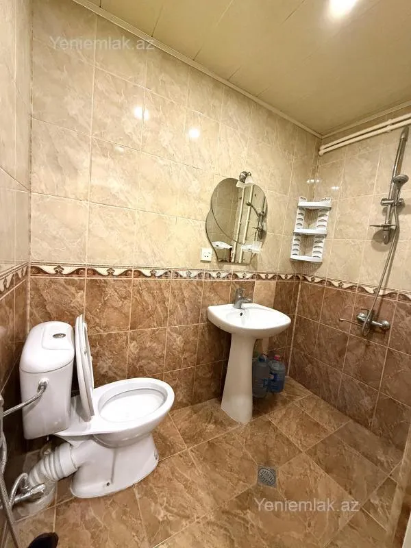 Satılır 2 otaqlı yeni tikili 65 m²