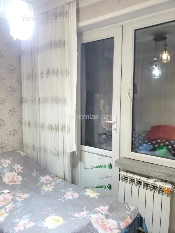 Satılır 3 otaqlı köhnə tikili 70 m²