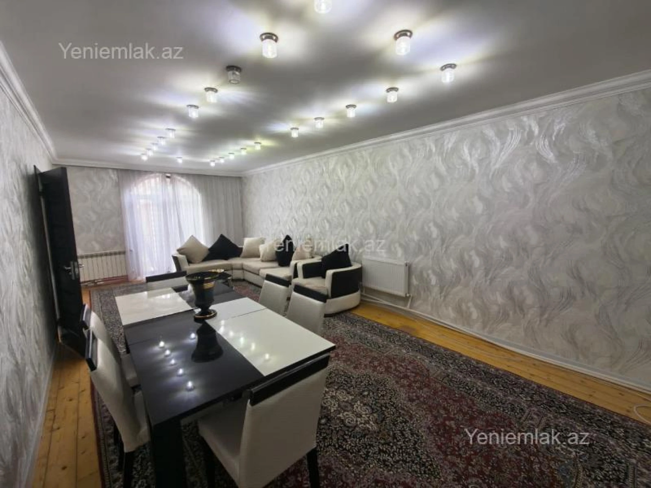 Satılır 5 otaqlı həyət evi 220 m²