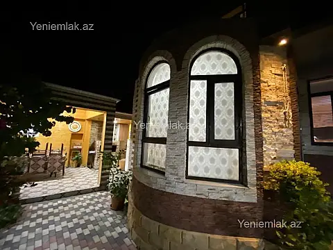 Satılır 5 otaqlı həyət evi 220 m²