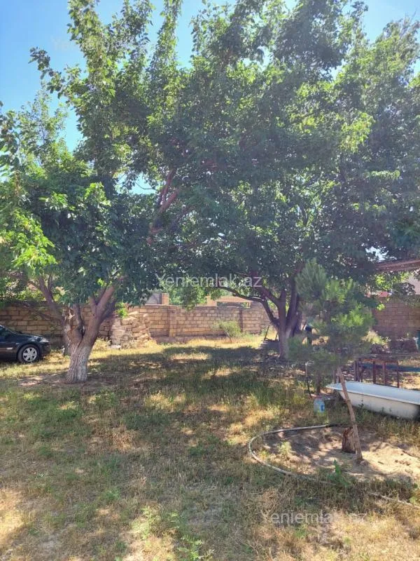 Satılır 3 otaqlı həyət evi 100 m²