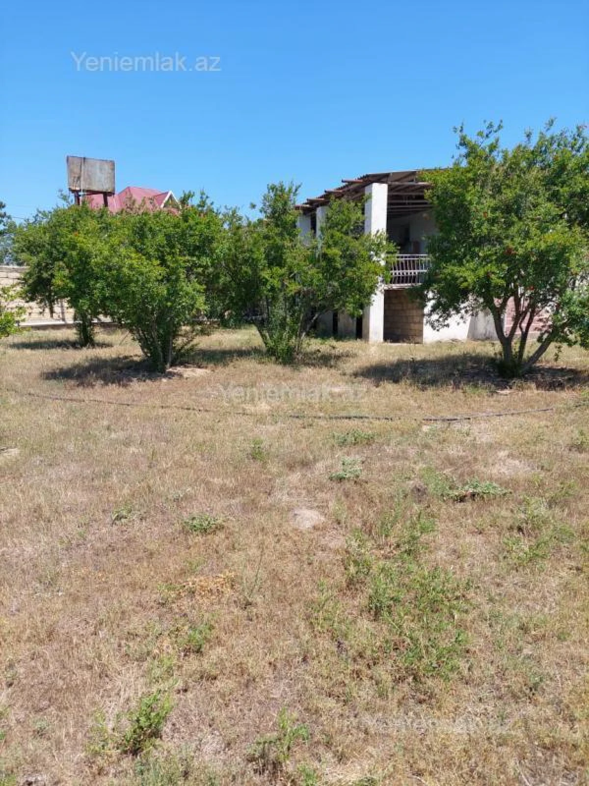 Satılır 3 otaqlı həyət evi 100 m²