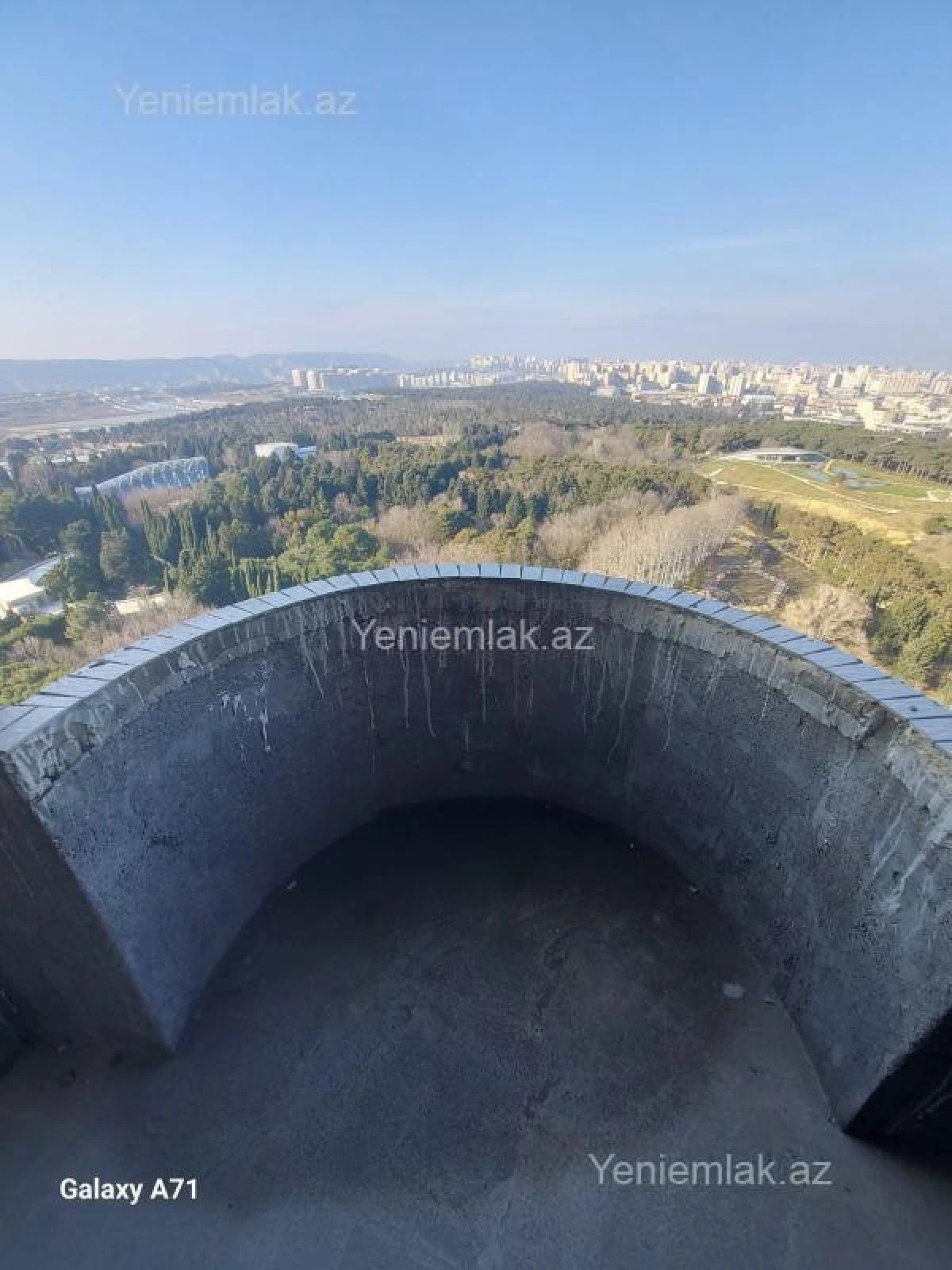 Satılır 2 otaqlı yeni tikili 60 m²