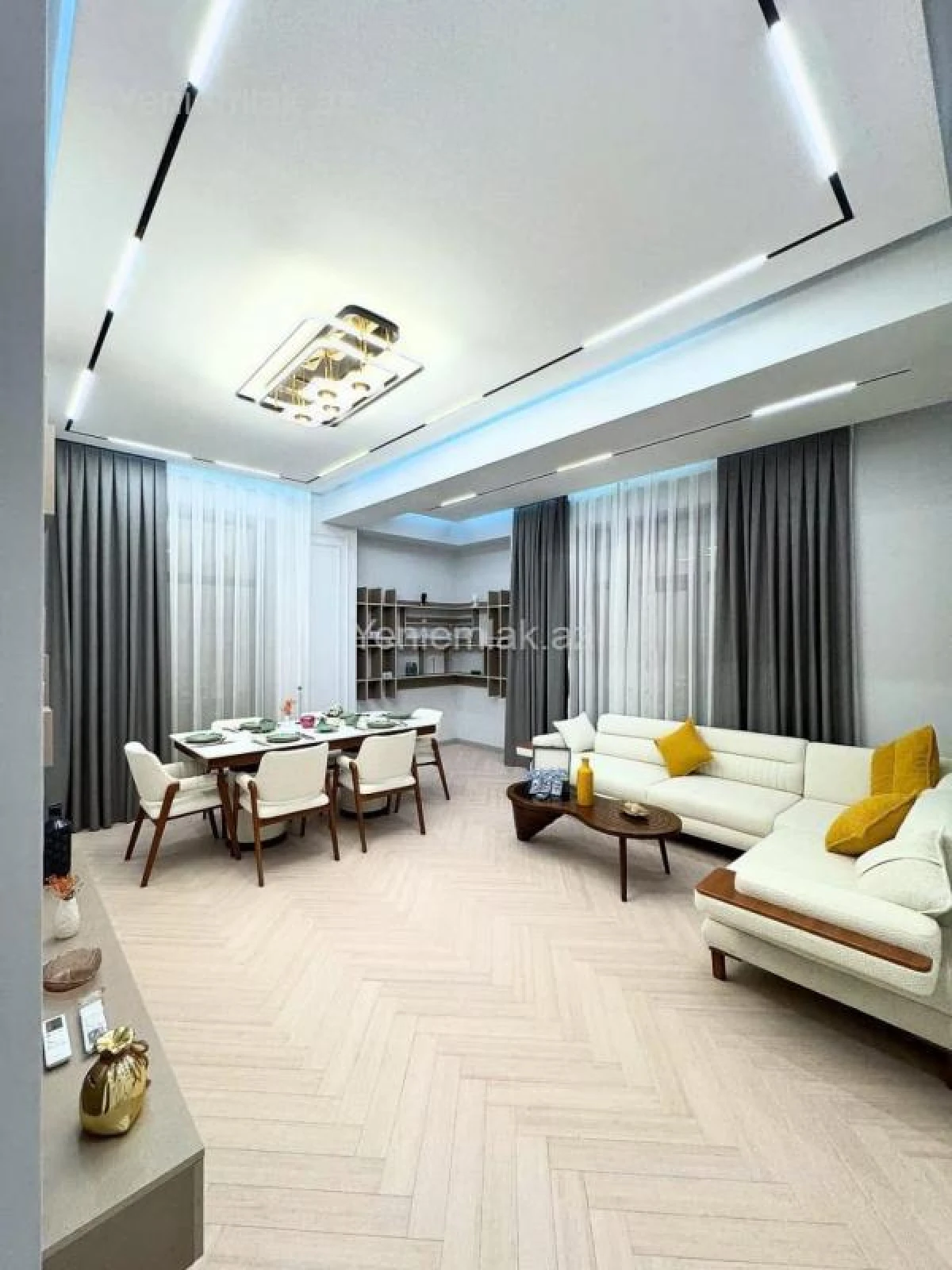 Satılır 3 otaqlı yeni tikili 125 m²