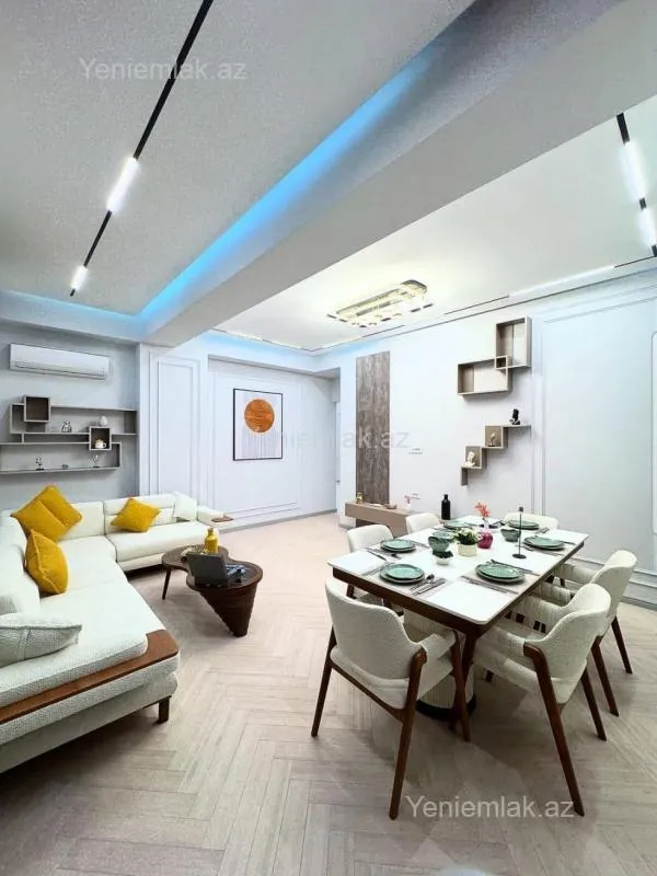 Satılır 3 otaqlı yeni tikili 125 m²