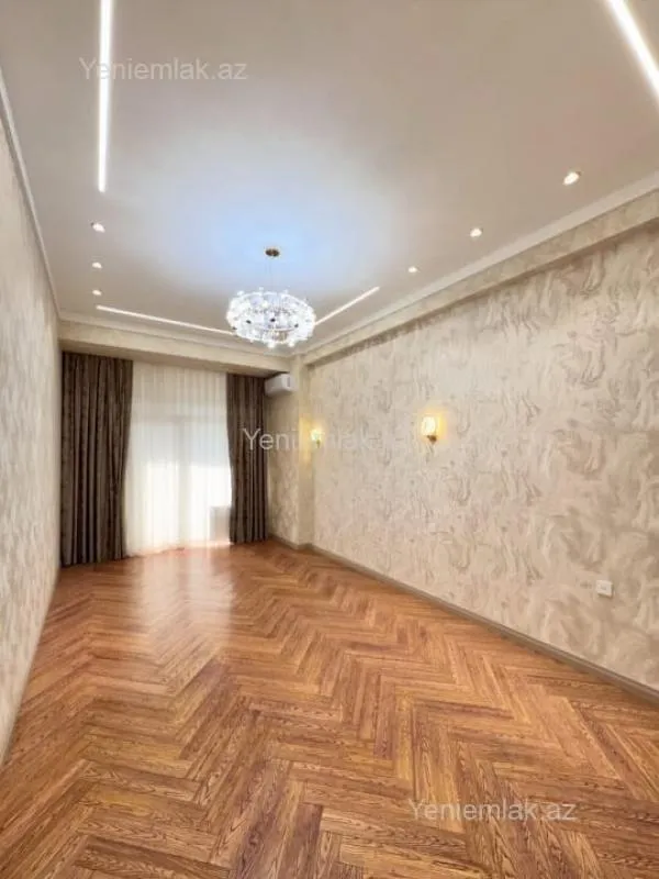 Satılır 4 otaqlı yeni tikili 195 m²