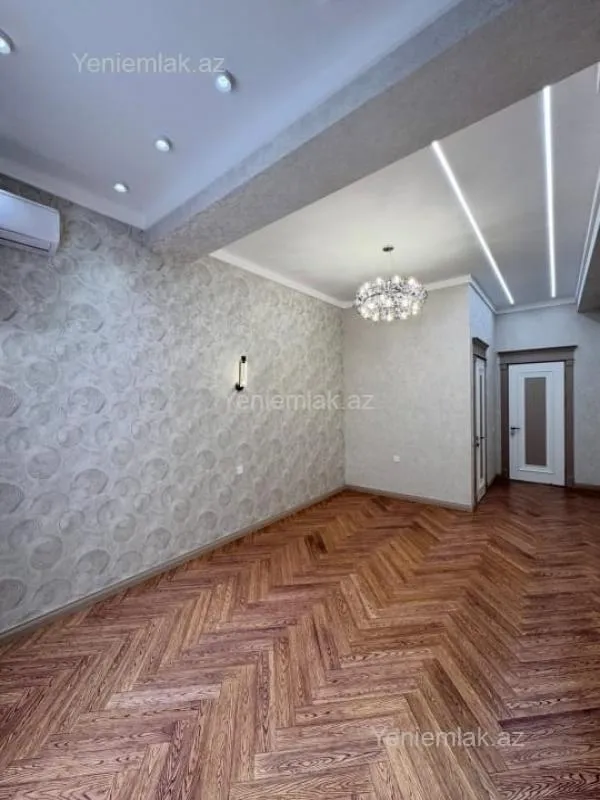 Satılır 4 otaqlı yeni tikili 195 m²