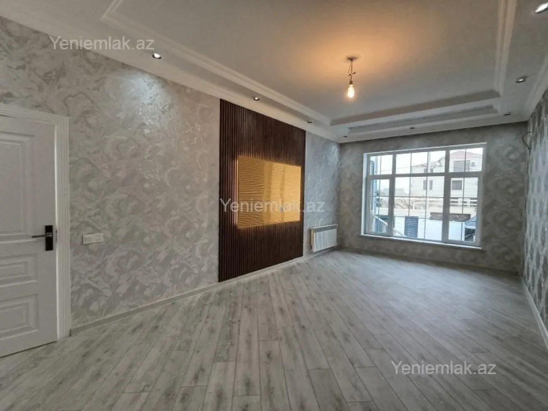 Satılır 7 otaqlı həyət evi 208 m²