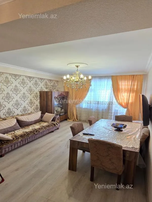 Satılır 3 otaqlı yeni tikili 90 m²