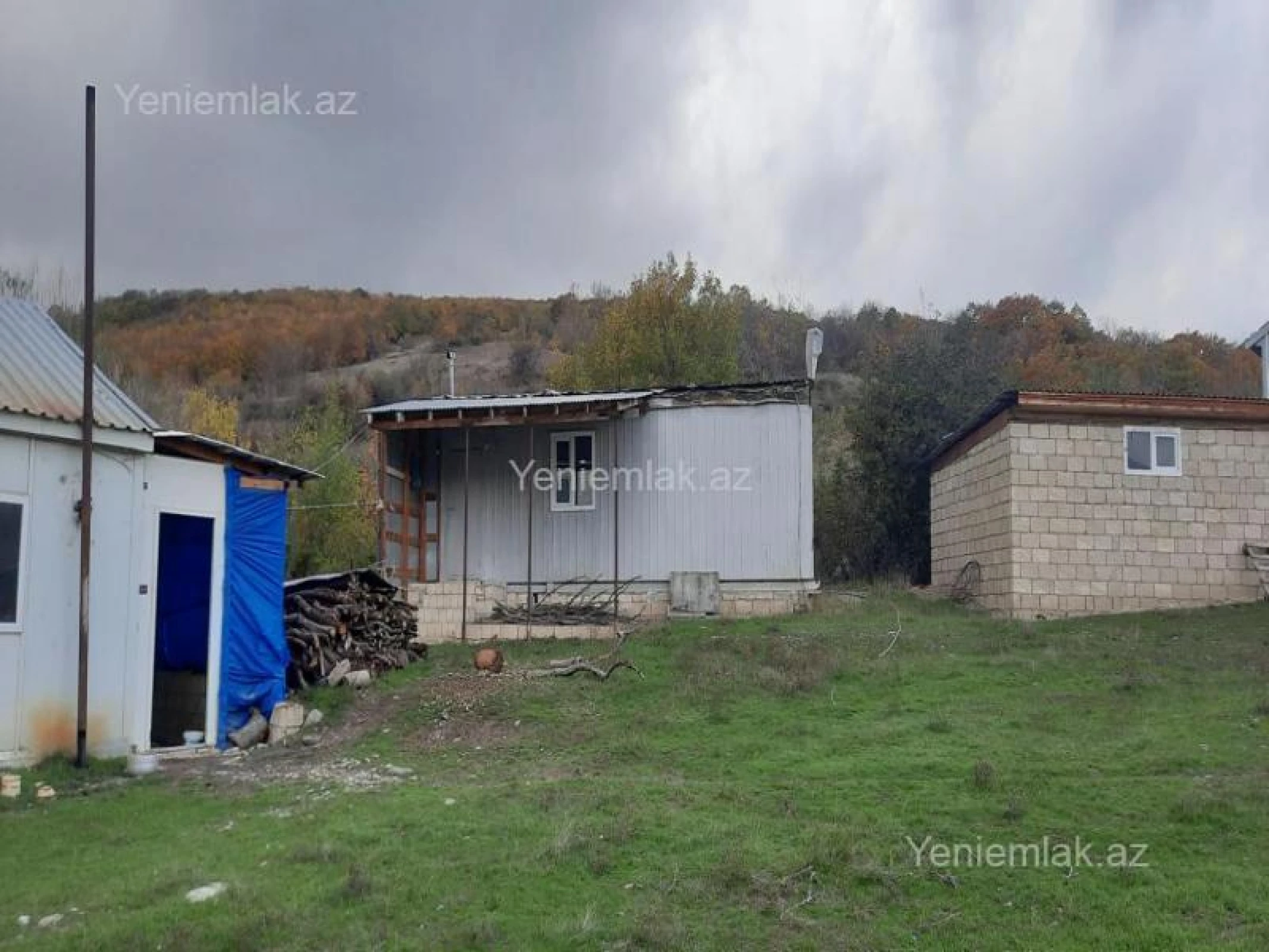 Satılır 10 otaqlı obyekt 2500 m²