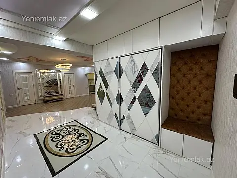 Satılır 3 otaqlı yeni tikili 130 m²