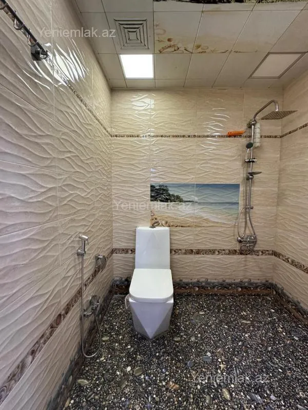 Satılır 3 otaqlı yeni tikili 130 m²